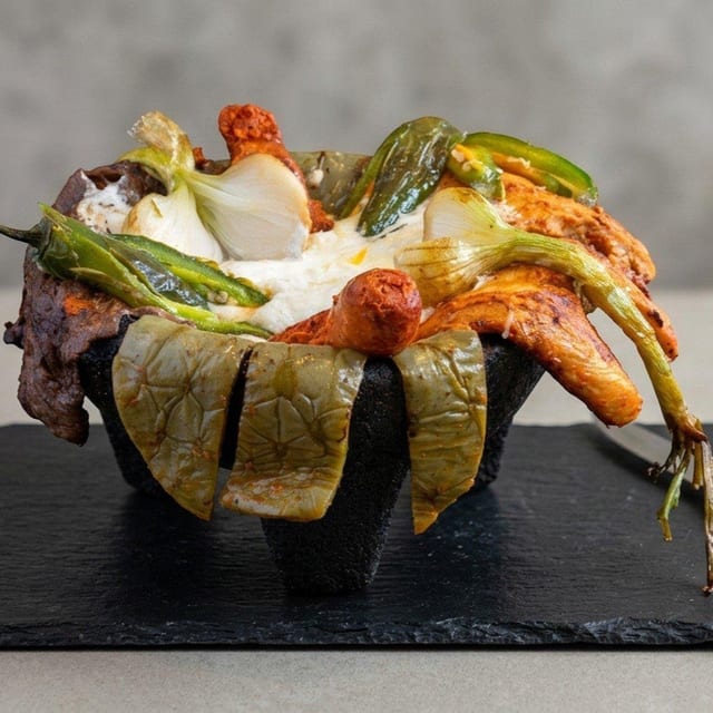 Molcajete.