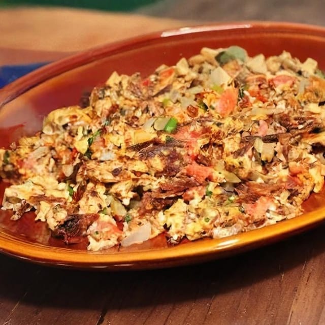 Omelet Huevos Machaca.