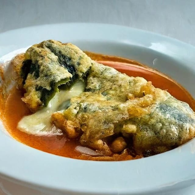 Chile Relleno. (Side).