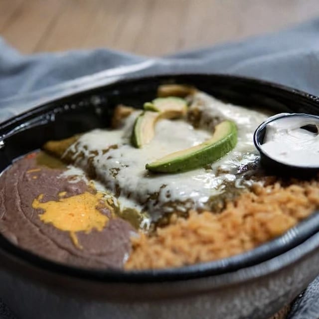 Enchiladas Suizas.