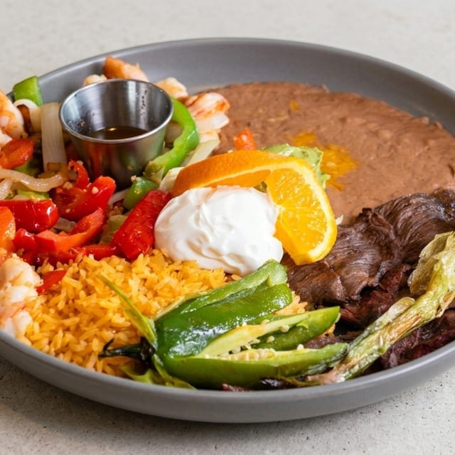 Nuevo Tenampa Specials.